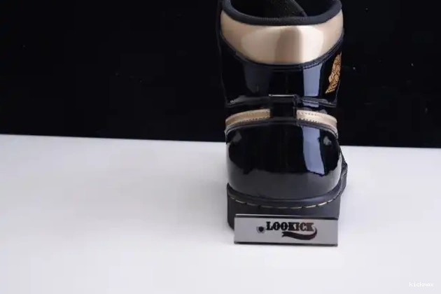 Rep MAX RETRO JORDAN HIGH GOLD AIR BLACK (2020) 1 METALLIC 555088-032 0330